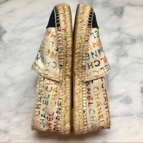 CHANEL Espadrilles in Graffiti with Black Toe RARE - Picture 4 of 16